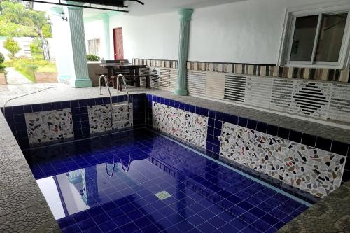 Jewelry Resort and Villas Tagaytay - 수영장