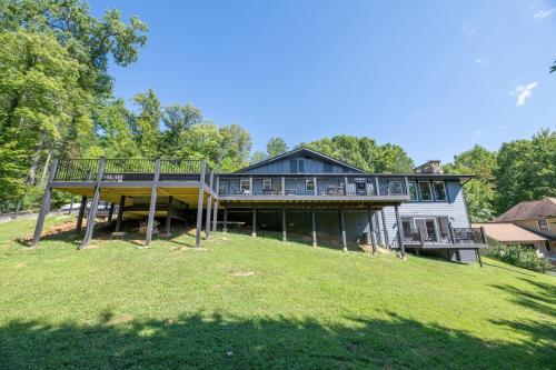 Hidden Hills in Gatlinburg, USA