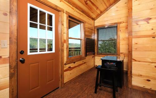 Dip in the Smokies - Splash in the pool and enjoy mountain views! - image 13