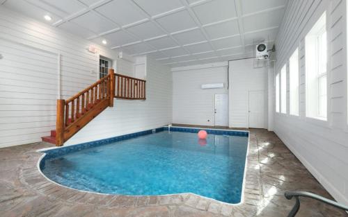 Majestic Lodge in Sevierville, USA