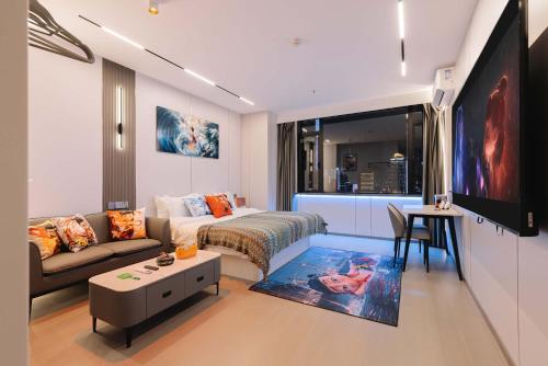 room detail thumbnail 1