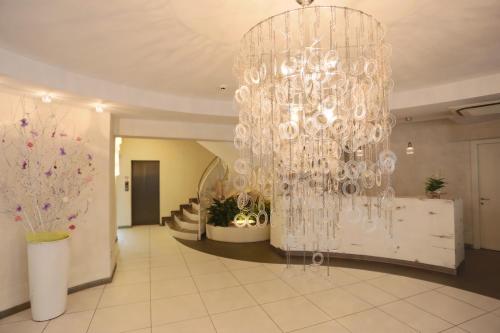 Hotel Caribia Pinarella 5