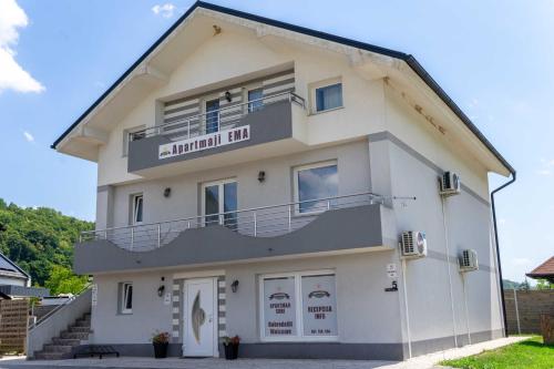 Apartments Ema, Podcetrtek