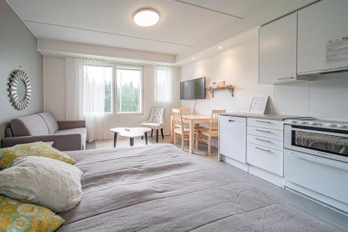 Starveil Studio 207 by Aavalevi in ลีวาย