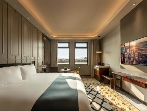 Xiamen Lujiang Harbourview Hotel-panoramic sea views over Gulangyu – Xiamen, AL