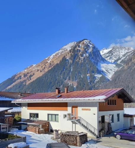 A szálláshely kívülről, Ferienwohnung Stablblick - Lechtal in Häselgehr