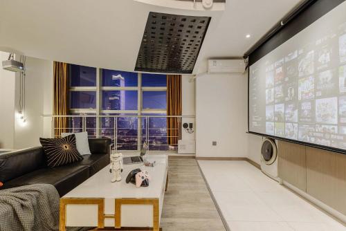 Facilities, The Bund River View Prelude Apartment near 1933 Old Millfun