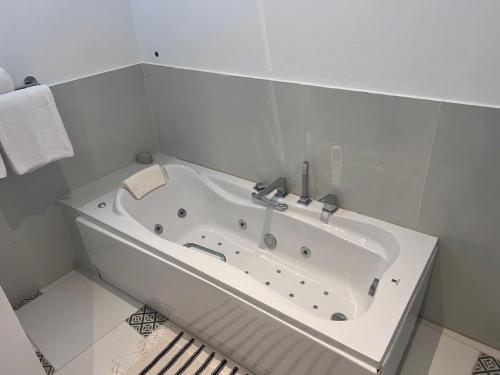 Lazib Inn Resort & Spa