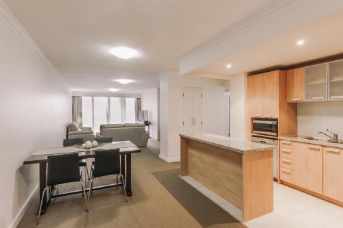 Newcastle Central Plaza Apartment Hotel Official