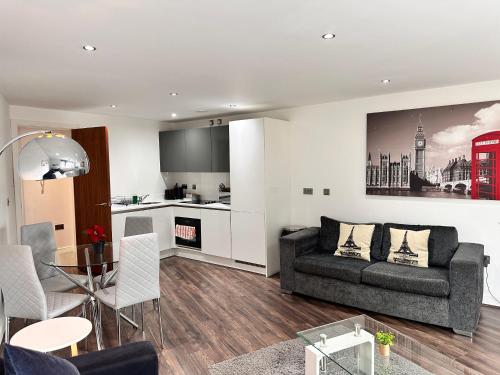 One-bed Luxury Apartment B11SA by LiveComfortably, Birmingham (Foto 8)