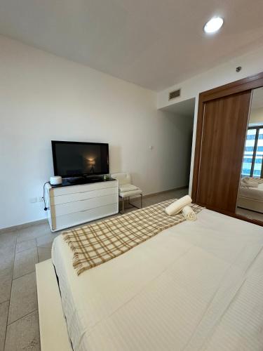 Prime Marina Location Stylish Apartment in Princess Tower, Dubaj (zdjęcie 4)