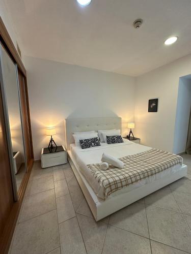 Prime Marina Location Stylish Apartment in Princess Tower, Dubaj (zdjęcie 8)