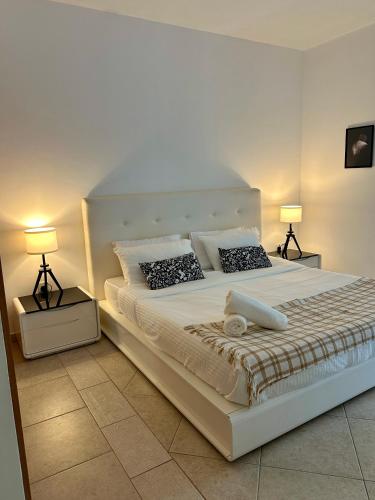 Prime Marina Location Stylish Apartment in Princess Tower, Dubaj (zdjęcie 2)