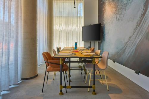 Meeting room / ballrooms, Moxy Nice in Mercantour