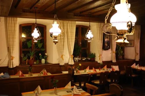 Landgasthof Hotel Zum Roß Dorfgütingen in Feuchtwangen, Deutschland