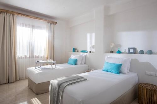 Cosmopolis Crete Suites Cosmopolis Crete Suites is a popular choice amongst travelers in Crete Island, whether exploring or just passing through. Featuring a satisfying list of amenities, guests will find their stay at the p