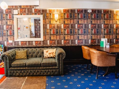 YHA Hartington Hall - image 2