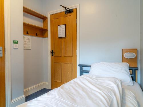 YHA Hartington Hall - image 9