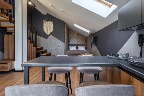 2 double beds