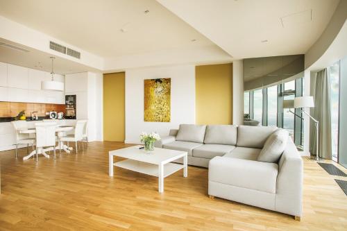 Penthouse Apartment image 3