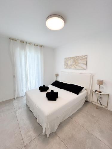 One-Bedroom Apartment with Sea View and Terrace