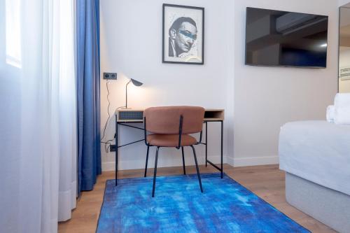 Iconic Suites - main image