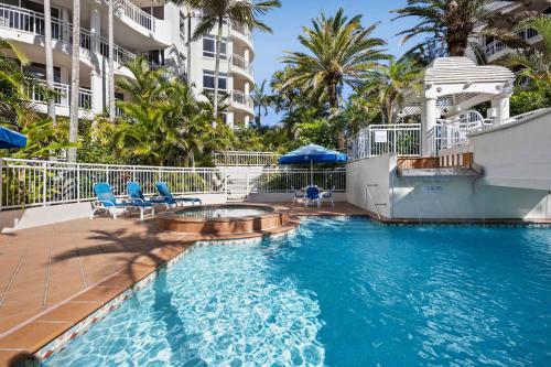 Bazen, Burleigh Mediterranean Beachfront Resort in Burleigh Heads