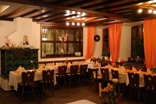 Landgasthof Hotel zum Roß Dorfgütingen (Landgasthof Hotel zum Roß Dorfgutingen) in Wörnitz