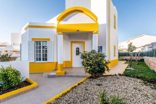 Pet-Friendly with Private Pool Close to the Beach, Galé (foto 6)