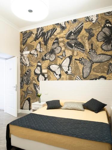 Velvet Suite 5