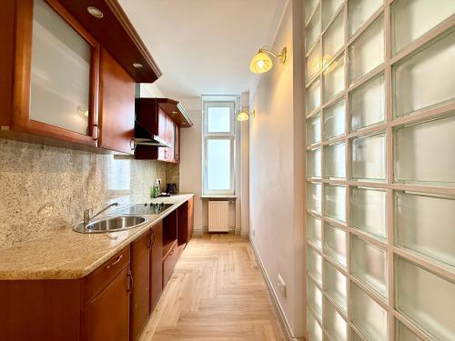 Hotel - Pokoje i Apartamenty Heban - Apartment - Toruń