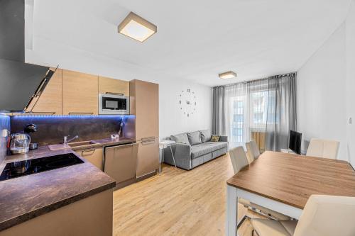 New cosy apartment, Free Parking, PVA EXPO Prague, Praga