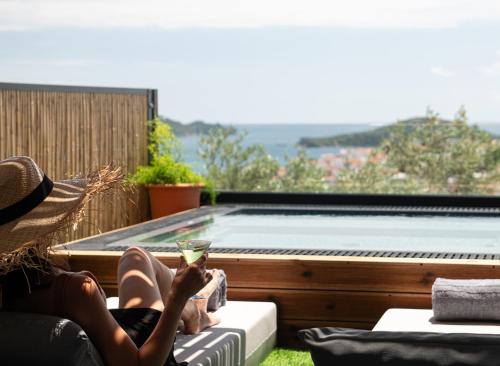 Suite with Private Pool image 4
