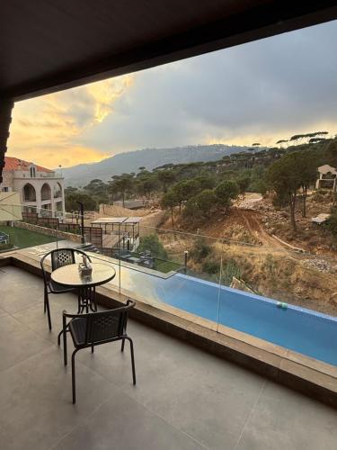 Luxurious 3-Level Chalet with Pool in Falougha