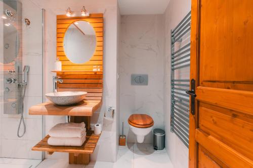 Le Chalet Loft and Spa 5
