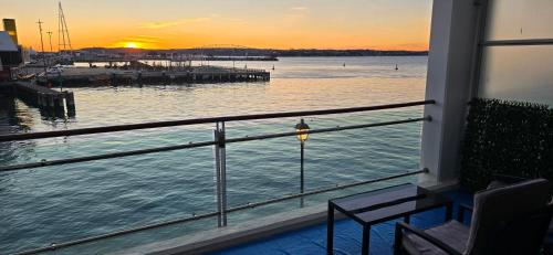 Life on Water- Princes Wharf apartment with fabulous views, Auckland (zdjęcie 5)