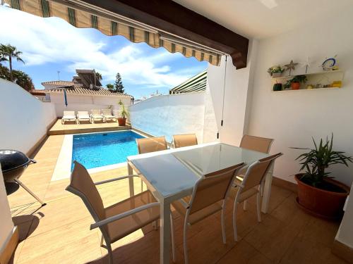 Villa image 1