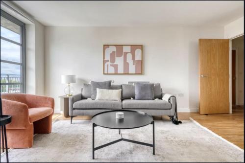 Limehouse 1-Bed, Sleeps 4, 2-Min To Station, London