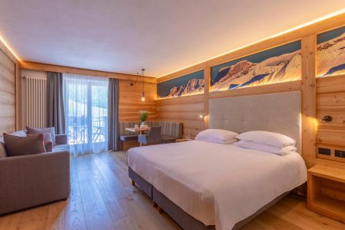 拉果萊度假溫泉酒店 (Hotel Lagorai Resort & Spa) in 卡瓦萊塞