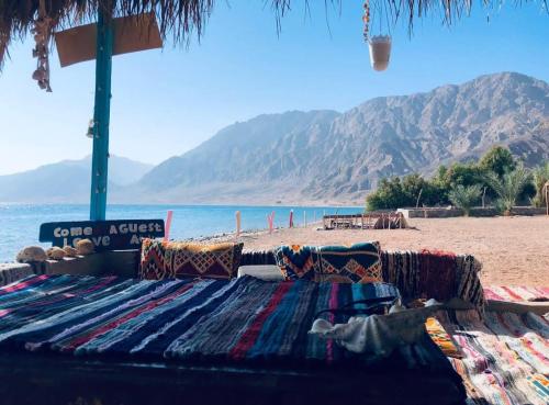 مخيم مبروكه in 누웨이바