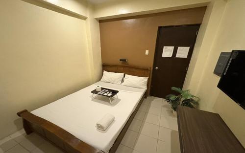 San Antonio's Place Suites, Manila