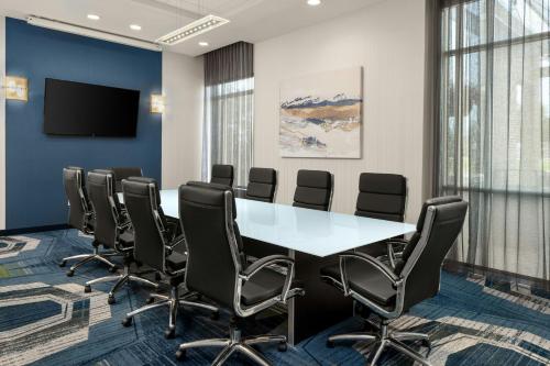 SpringHill Suites by Marriott Kalispell - 회의실/연회장