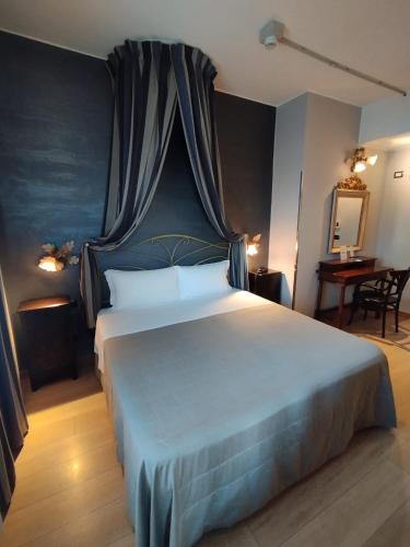 Hotel Continental, Turin