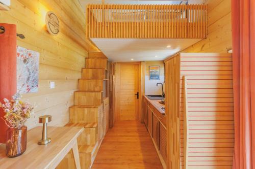 Tiny house Pitta in Montbenoit
