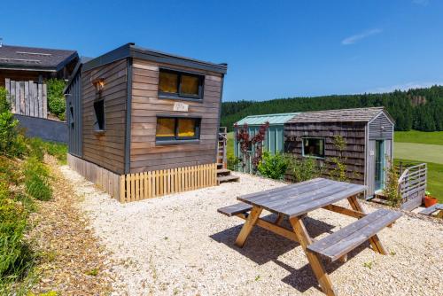 Tiny house Pitta in Montbenoit