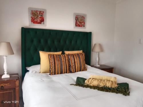 Zuzani Ikhaya B&B in Grahamstown