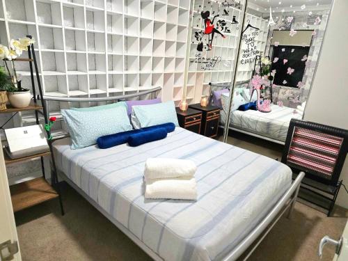 Stylish 2 Bedroom Apartment in Maddington