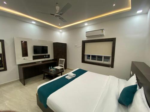 HOTEL SHIVALI Inn in ปันนา