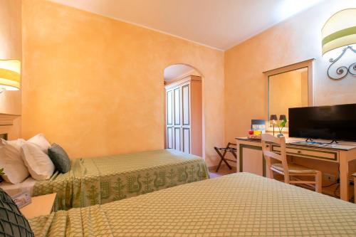 Hotel Fertilia - main image