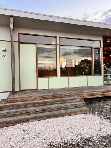 Alloca Beach Shack in Marion Bay